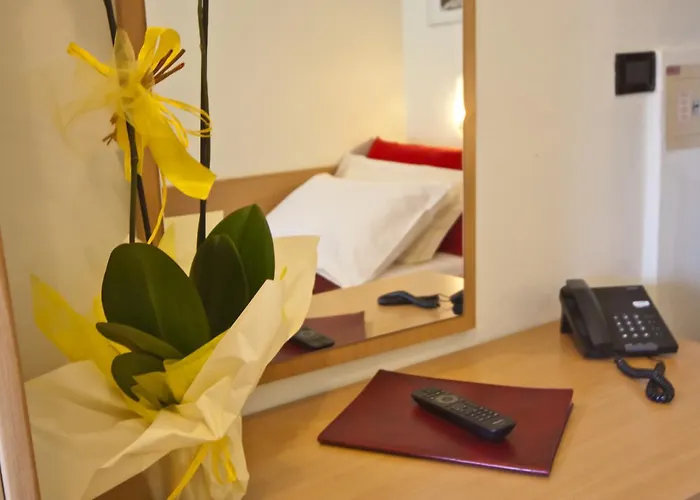 Hamilton 3* 미사노아드리아티코